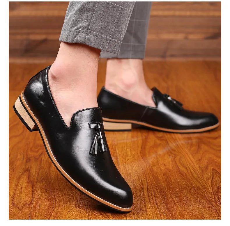 Men Slip on Dress Office Wedding Shoes Men Pointed Toe Dress Leather Shoes Luxury Italian Style Formal Party Shoes  hj65