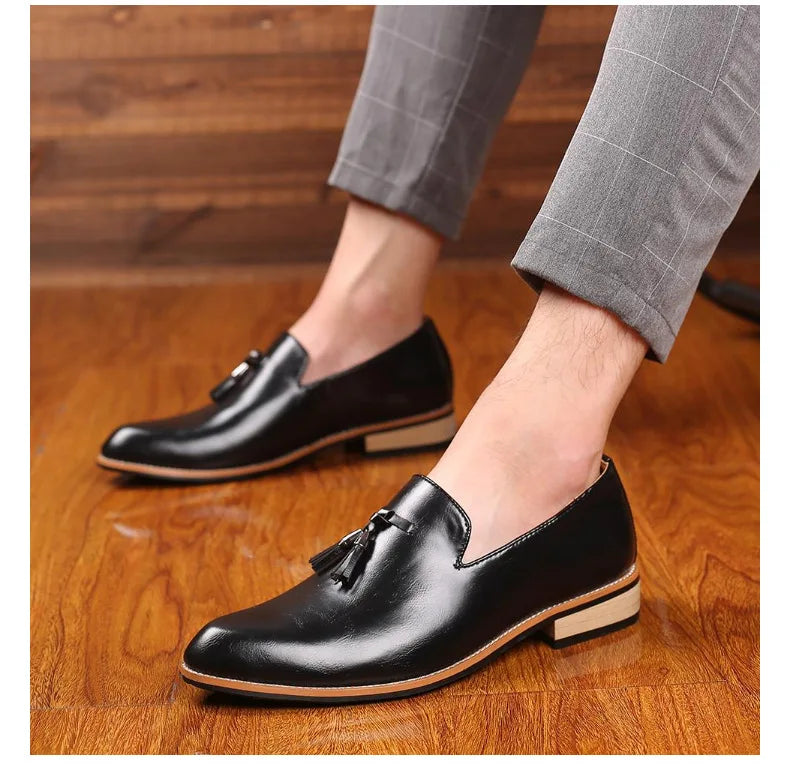 Men Slip on Dress Office Wedding Shoes Men Pointed Toe Dress Leather Shoes Luxury Italian Style Formal Party Shoes  hj65