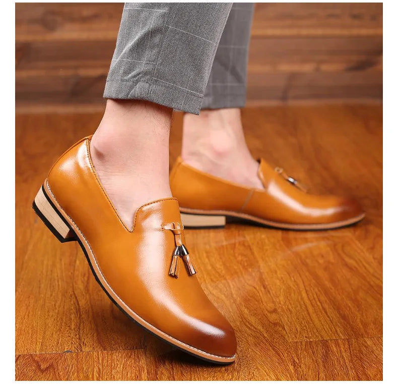 Men Slip on Dress Office Wedding Shoes Men Pointed Toe Dress Leather Shoes Luxury Italian Style Formal Party Shoes  hj65