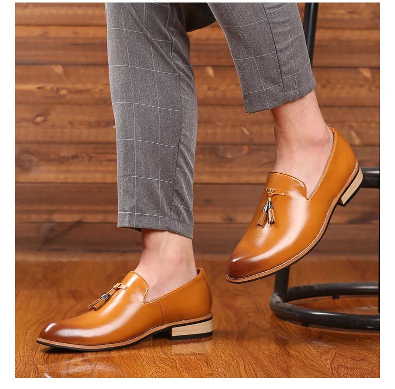 Men Slip on Dress Office Wedding Shoes Men Pointed Toe Dress Leather Shoes Luxury Italian Style Formal Party Shoes  hj65