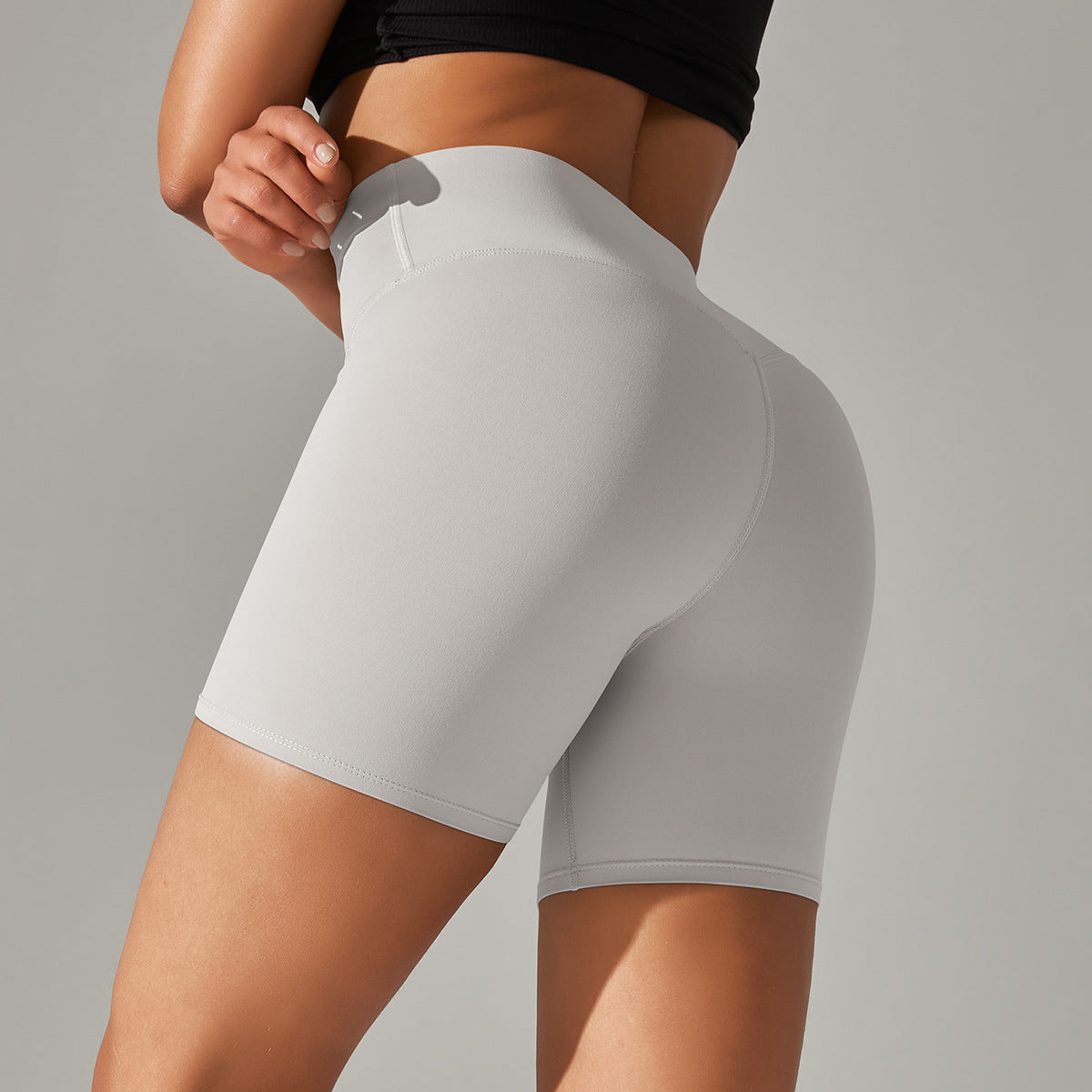 New Fitness Shorts Female Tight Cycling Shorts Yoga Shorts Breathable Sports Pants High Waist No Awkward Lines Hot Pants