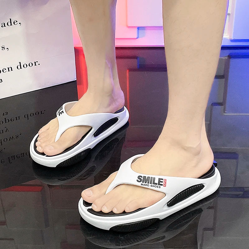 Men Massage Flip Flops Outdoor Indoor Slippers Thick Sole Comfortable Men Beach Sandals Non-slip Bathroom Home Men's Flip Flops