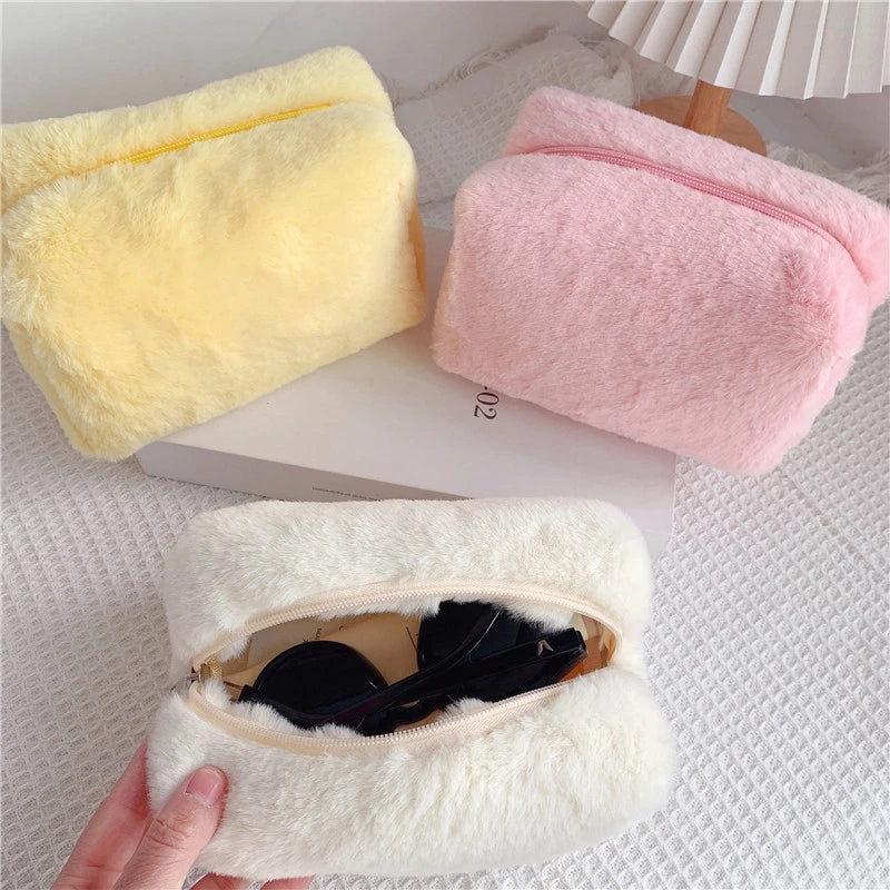 Solid Color Cosmetic Bag for Women Cute Plush Makeup Bag Zipper Travel Make Up Toiletry Bag Washing Pouch Plush Pencil Pouch