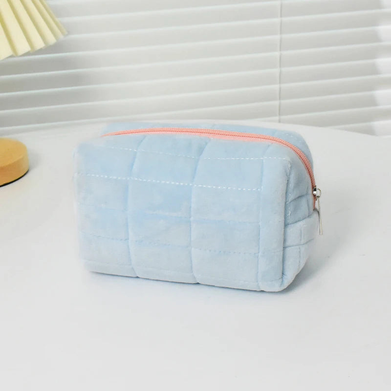 Solid Color Cosmetic Bag for Women Cute Plush Makeup Bag Zipper Travel Make Up Toiletry Bag Washing Pouch Plush Pencil Pouch